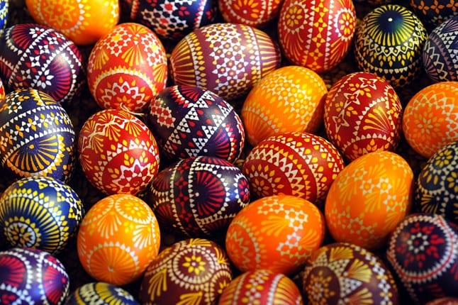 West Vancouver’s Dundarave Village Easter Egg Hunt