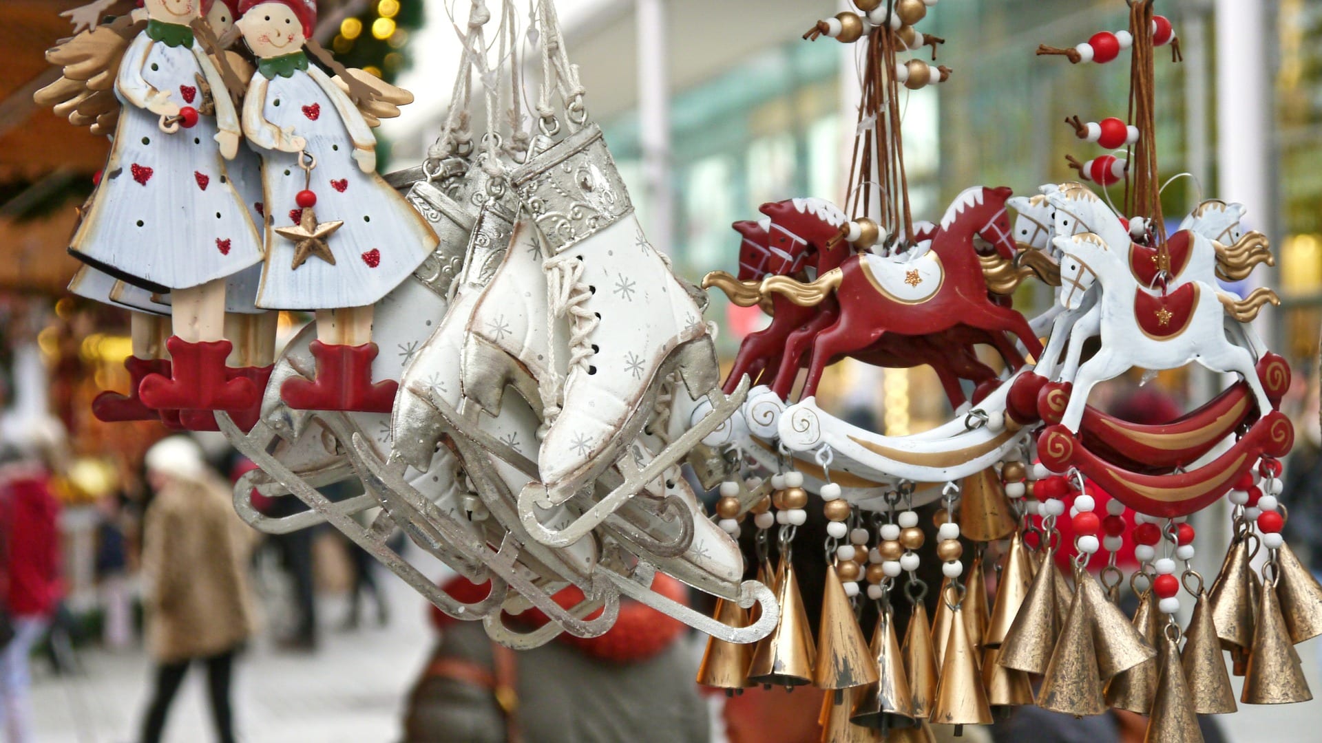 Holiday Artisan Festival and Youth Market at Gleneagles Centre West Vancouver