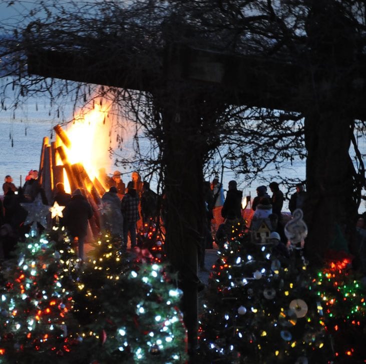 Dundarave Festival of Lights 2017 at Dundarave Park West Vancouver